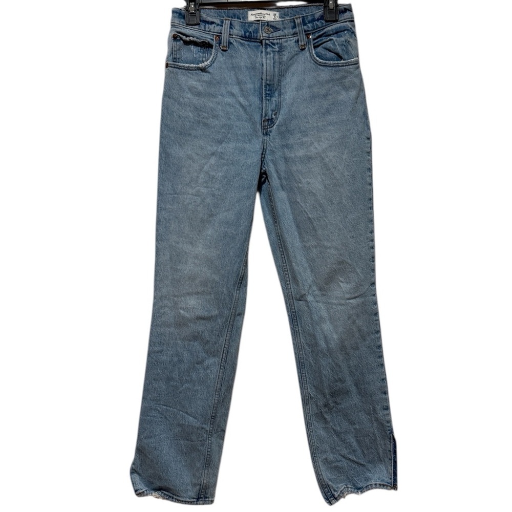 Abercrombie & Fitch The '90s Straight Ultra High Rise Sz 28‎ Distressed Staple